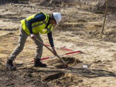 У Китаї будівельники випадково натрапили на рештки величезної істоти довжиною 28 метрів У-Китаї-будівельники-випадково-натрапили-на-рештки-величезної-істоти-довжиною-28-метрів
