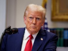 Трамп висловив здивування щодо позиції Зеленського в мирних переговорах з Росією Трамп: я здивований, що Зеленський не хоче укладати мир