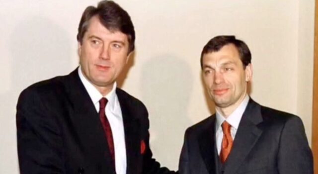 Віктор Ющенко закликав Віктора Орбана повернутися до спільних цінностей “Sowieckie czołgi na ulicach Budapesztu”. Juszczenko w liście do Orbana. Pokazał zdjęcie i przypomniał