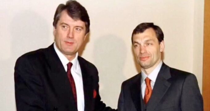 Віктор Ющенко закликав Віктора Орбана повернутися до спільних цінностей “Sowieckie czołgi na ulicach Budapesztu”. Juszczenko w liście do Orbana. Pokazał zdjęcie i przypomniał