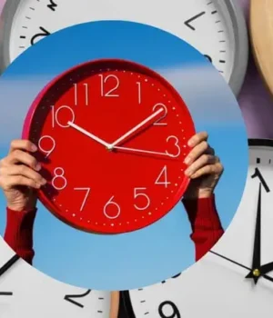 Коли Україна перейде на літній час: переведення годинників у 2026