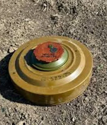 Знищення російських військ: результати роботи інженерних підрозділів у лютому За-лютий-на-мінних-загородженнях-ліквідовано-майже-700-окупантів-–-Генштаб