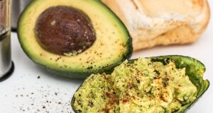 Що буде, якщо авокадо їсти на вечерю: названо 5 важливих змін в організмі Що-буде,-якщо-авокадо-їсти-на-вечерю:-названо-5-важливих-змін-в-організмі