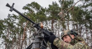 Російські дрони атакують Україну: 178 безпілотників за ніч Десятки “прильотів” та дрони з семи напрямків: у ЗСУ розкрили деталі нічної атаки РФ