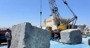 Чудо світу повертається: з моря підняли гігантські блоки Александрійського маяка Чудо-світу-повертається:-з моря-підняли-гігантські-блоки-Александрійського-маяка