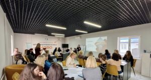 Тренінг у Нововолинську: від ідеї до успішного проєкту У-Нововолинську-навчали-перетворювати-ідеї-на-проєкти-для-розвитку-громади