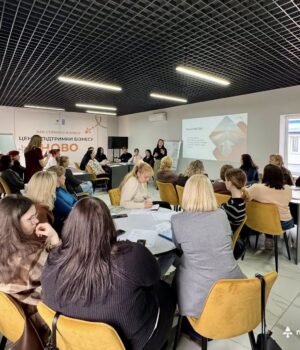 У-Нововолинську-навчали-перетворювати-ідеї-на-проєкти-для-розвитку-громади