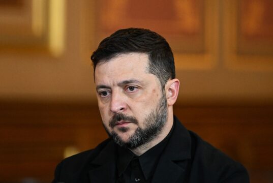 Українські військові експерти допомагають на Близькому Сході Понад 200 українців допомагають країнам Близького Сходу збивати “Шахеди”, – Зеленський