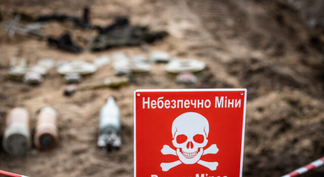 Зростання ризику виявлення мін: заклик до обережності від нововолинської влади Центр-протимінної-діяльності-інформує-як-діяти-при-виявленні-вибухонебезпечних-предметів