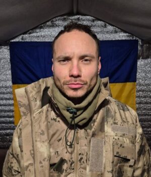 Зірка-“Голосу-країни”-мобілізувався-до-лав-ЗСУ:-де-служить-співак