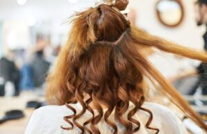 Перуки загрожують жінкам серйозними проблемами зі здоров’ям Перуки-загрожують-жінкам-серйозними-проблемами-зі-здоров’ям