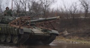 Російська армія відновлює бронештурми під Костянтинівкою: нові спроби наступу «Мрія-всіх-воєначальників»:-навіщо-РФ-кидає-«броню»-на-Костянтинівку