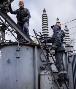 У Запоріжжі тисячі будинків залишилися без світла через удар РФ