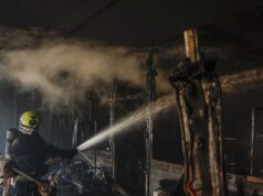 Російські атаки на Україну: жертви серед цивільних та удари по інфраструктурі Ataki Rosjan w wielu regionach Ukrainy. Są ofiary. Lokalne władze informują o “polowaniach” na cywilów