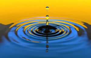 Чорна, гаряча та проводить струм: вчені відкрили четвертий стан води Чорна,-гаряча-та-проводить-струм:-вчені-відкрили-четвертий-стан-води