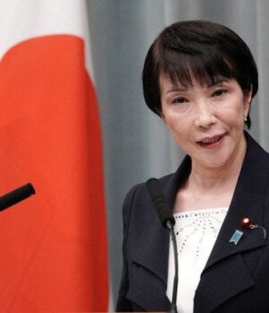 Японія-відмовила-Трампу:-прем’єрка-нагадала-про-заборону-воювати-через-конституцію