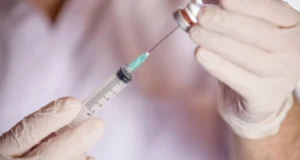 В Угорщині затримали співробітників Ощадбанку за перевезення золота Угорські-чиновники-зробили-"примусову-ін’єкцію"-затриманому-українцю