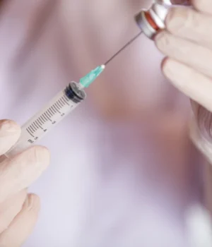 Угорські-чиновники-зробили-"примусову-ін’єкцію"-затриманому-українцю Угорські-чиновники-зробили-"примусову-ін’єкцію"-затриманому-українцю