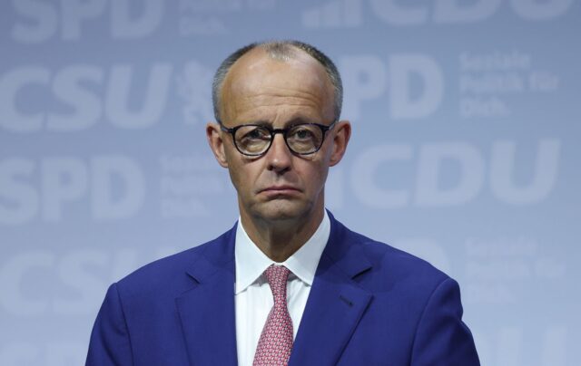 Німецький канцлер критикує Орбана за блокування фінансування для України Мерц натякнув на неприємності для Орбана через блокування грошей для України