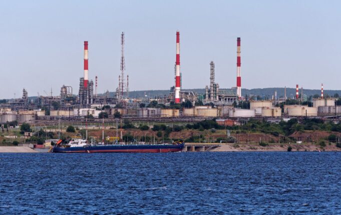 В Україні запроваджено нові правила для електромобілів Сили оборони уразили Саратовський НПЗ, – Генштаб