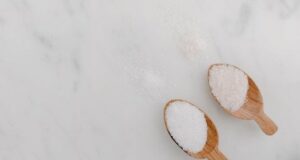 Цукор чи сіль: що сильніше руйнує ваше здоров’я — експерти розкрили правду Цукор-чи сіль:-що сильніше-руйнує-ваше-здоров’я —-експерти-розкрили-правду