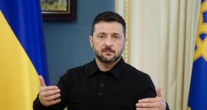 Українська делегація продовжує переговори зі США щодо завершення війни з Росією Зеленський про мирні переговори у США: треба зрозуміти, наскільки РФ реально готова до миру