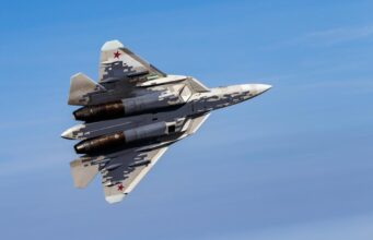 Чи зможе Москва “втюхати” Індії свій Су-57: аналітики оцінили шанси Чи-зможе-Москва-“втюхати”-Індії-свій-Су-57:-аналітики-оцінили-шанси