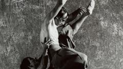 Танець як шлях до відновлення: історія Марка Брю “Після-аварії,-яка-вбила-моїх-друзів,-мене-паралізувало-–-але-врятував-танець”