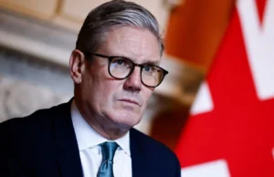 Прем’єр-міністр Великої Британії скликає нараду через економічні ризики Стармер-скликав-екстрену-нараду-через-загрозу-економіці-Британії-на-тлі-війни-з-Іраном