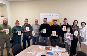 Арт-терапія для звільнених з полону: зустріч у Нововолинську Відновлення-через-творчість:-у-Нововолинську-для-звільнених-із-полону-провели-заняття-з-елементами-арт-терапії