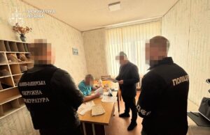 На Волині колишнього директора лікарні підозрюють у завданні державі збитків на 1,5 мільйона гривень На-Волині-колишнього-директора-лікарні-підозрюють-у-завданні-державі-збитків-на-1,5-мільйона-гривень