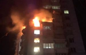 У Запоріжжі дрон влучив у житловий будинок: один поранений та пожежі У-Запоріжжі-дрон-влучив-у-багатоповерхівку-є-поранений-і-пожежі