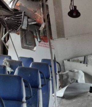 РФ вдарила дроном по “електричці” під Харковом: що відомо про наслідки атаки (фото)