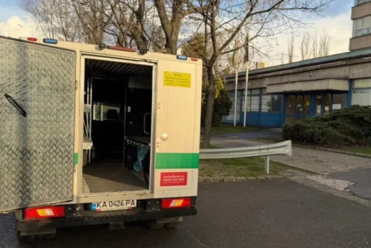 «Ощадбанк» призупинив ввезення готівкової валюти після інциденту в Угорщині «Ощадбанк» призупинив ввезення готівкової валюти після інциденту в Угорщині