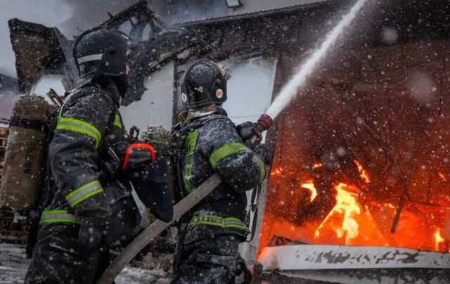 Вибухи в Бєлгороді: пошкодження енергетичної інфраструктури Бєлгород без світла, води та тепла: нічна “бавовна” вивела з ладу критичну інфраструктуру ворога