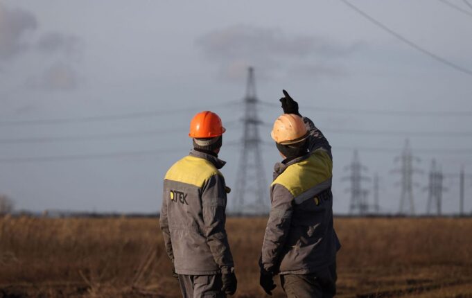 Російські атаки на енергетичну інфраструктуру України: новий удар по Чернігівщині Масштабний блекаут на Чернігівщині: через ворожу атаку 150 тисяч споживачів без світла
