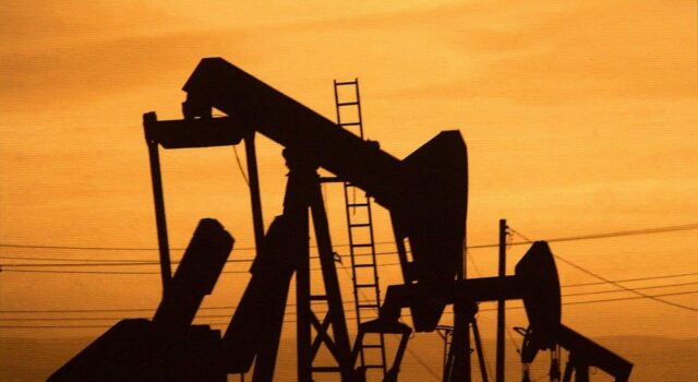 Ціни на нафту “повірили” у план Трампа щодо завершення війни в Ірані Ціни-на-нафту-“повірили”-у-план-Трампа-щодо-завершення-війни-в-Ірані