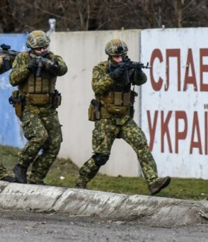 «Можна-було-запобігти-на-100%»:-командувачі-ВМС-та-морської-піхоти-про-окупацію-Криму