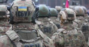 СБУ нейтралізувала групу агентів ГРУ, що планувала замахи на відомих осіб в Україні Płatny zabójca zlikwidowany. Wielka akcja ukraińskich służb, “zdrajcy poniosą odpowiedzialność”