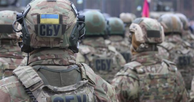 СБУ нейтралізувала групу агентів ГРУ, що планувала замахи на відомих осіб в Україні Płatny zabójca zlikwidowany. Wielka akcja ukraińskich służb, “zdrajcy poniosą odpowiedzialność”