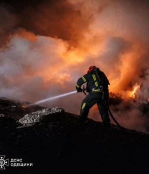 На-Одещині-через-нічну-атаку-рф-перебої-зі-світлом,-є-постраждалий