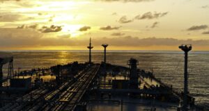 Біля Туреччини атакували танкер з російською нафтою: це міг зробити морський дрон, – ЗМІ Біля-Туреччини-атакували-танкер-з-російською-нафтою:-це-міг-зробити-морський-дрон,-–-ЗМІ