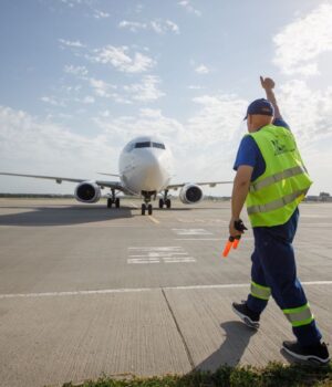 Аеропорти на старті? Що стримує відновлення перельотів в Україні під час війни