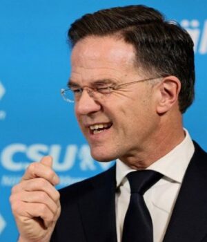 Лише-Україна-має-ухвалювати-рішення-щодо-своїх-територій,-–-генсек-НАТО Лише-Україна-має-ухвалювати-рішення-щодо-своїх-територій,-–-генсек-НАТО