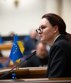 Пальне та продукти дорожчають: чи планує уряд стримувати ціни