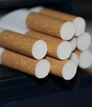 Сигарети-різко-здорожчають-від-1 квітня:-скільки-коштуватиме-пачка