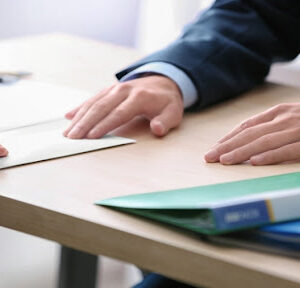 Як-викривати-корупцію:-нові-можливості-для-громадян-та-захист-викривачів