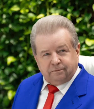 poplavs_kijjjj.webp Мережа вибухнула смішними картинками після обшуків у Поплавського