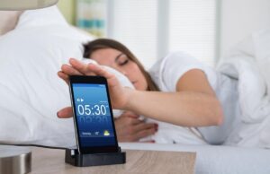 Кардіологи назвали одну поширену ранкову звичку, яка пришвидшує старіння серця Кардіологи-назвали-одну-поширену-ранкову-звичку,-яка-пришвидшує-старіння-серця