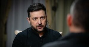 Гарантії безпеки для України повинні включати передачу їй ядерної зброї — Зеленський Гарантії-безпеки-для-України-повинні-включати-передачу-їй ядерної-зброї —-Зеленський